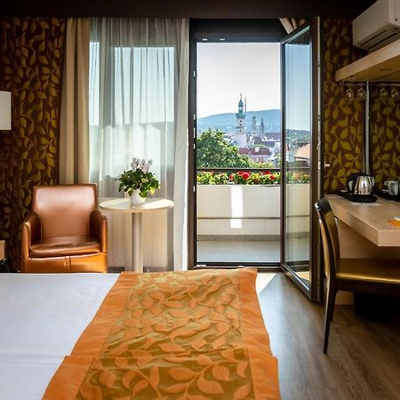 Hotel Sopron Dış mekan fotoğraf