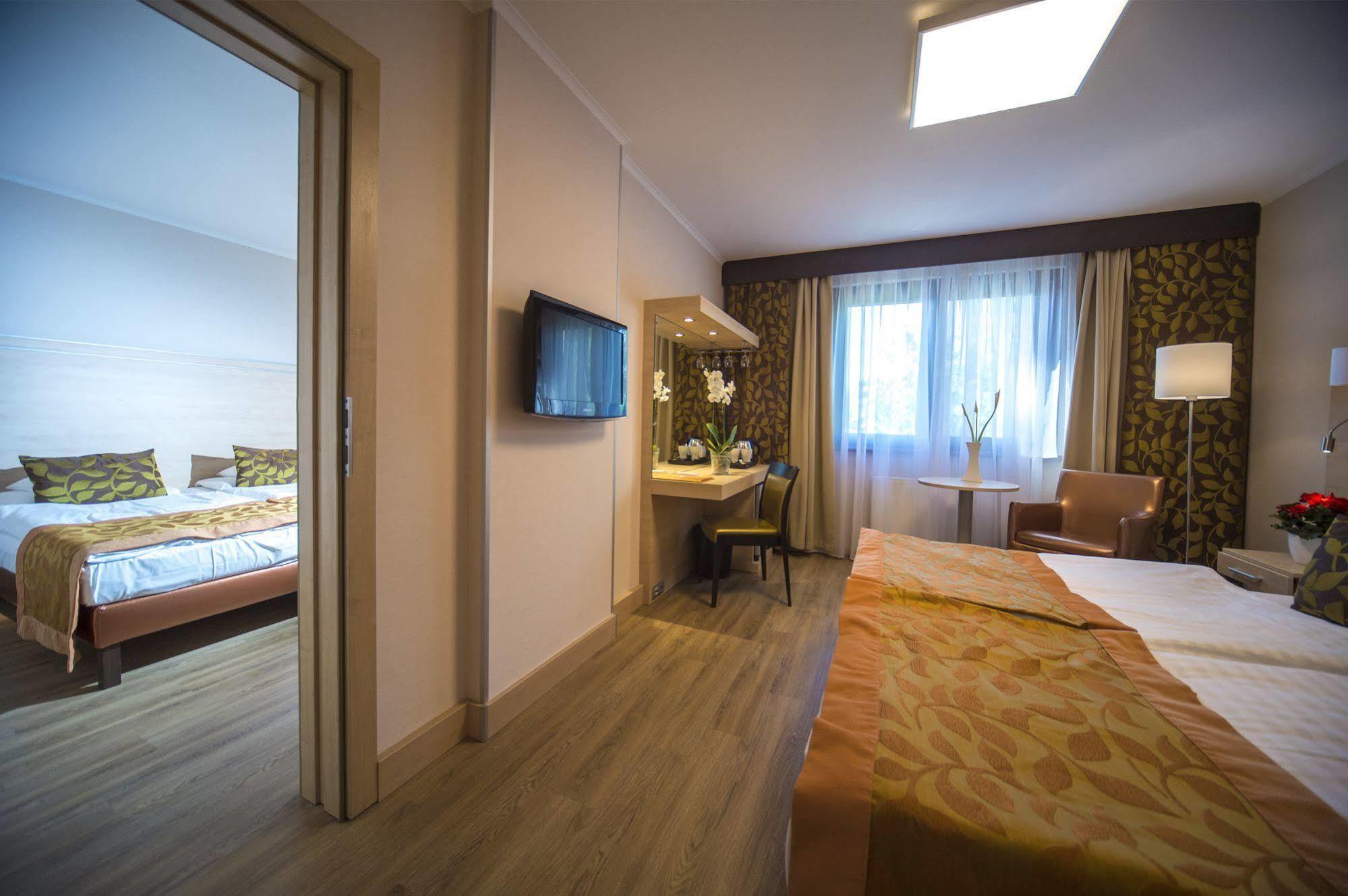 Hotel Sopron Dış mekan fotoğraf