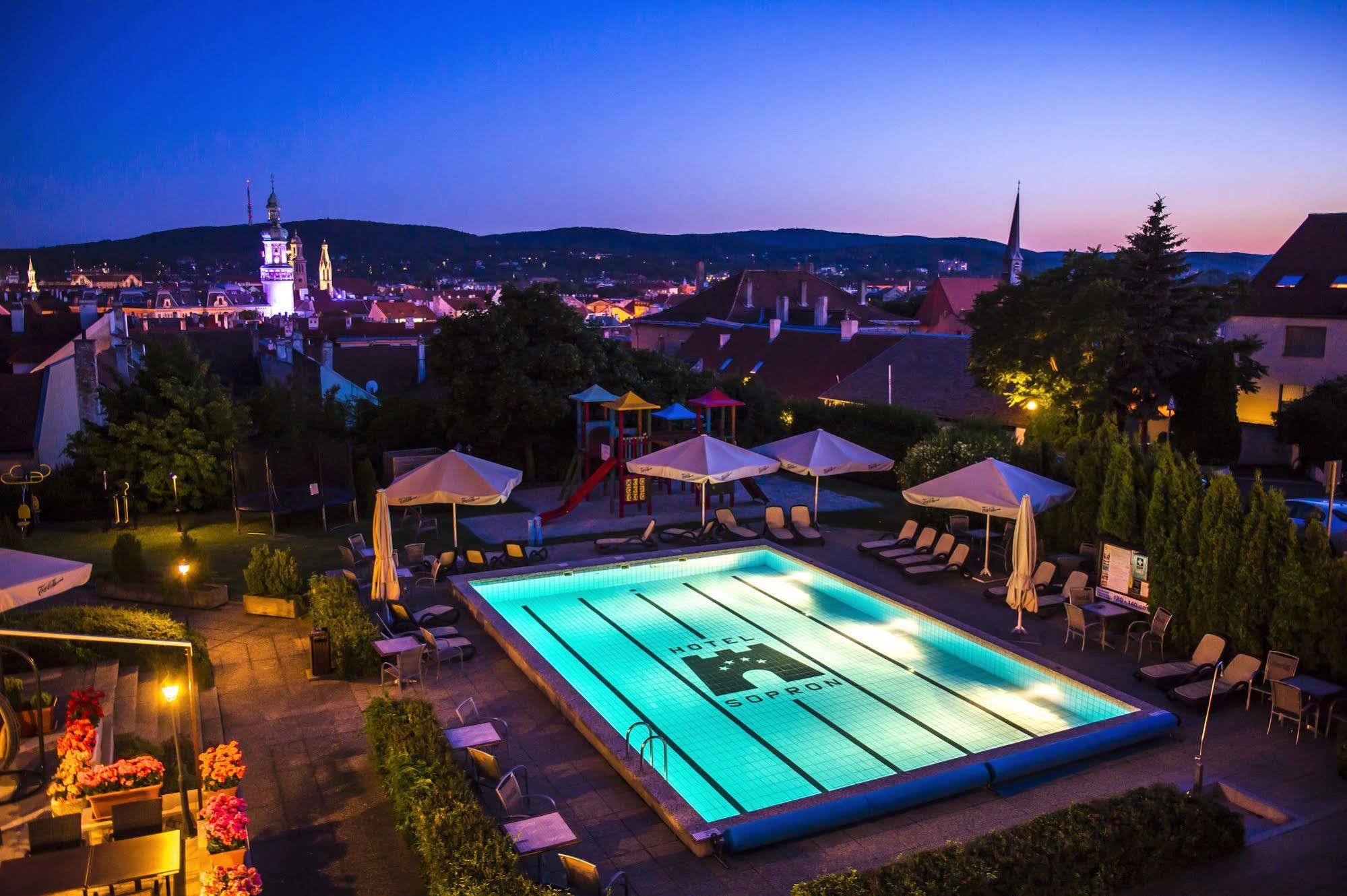Hotel Sopron Dış mekan fotoğraf